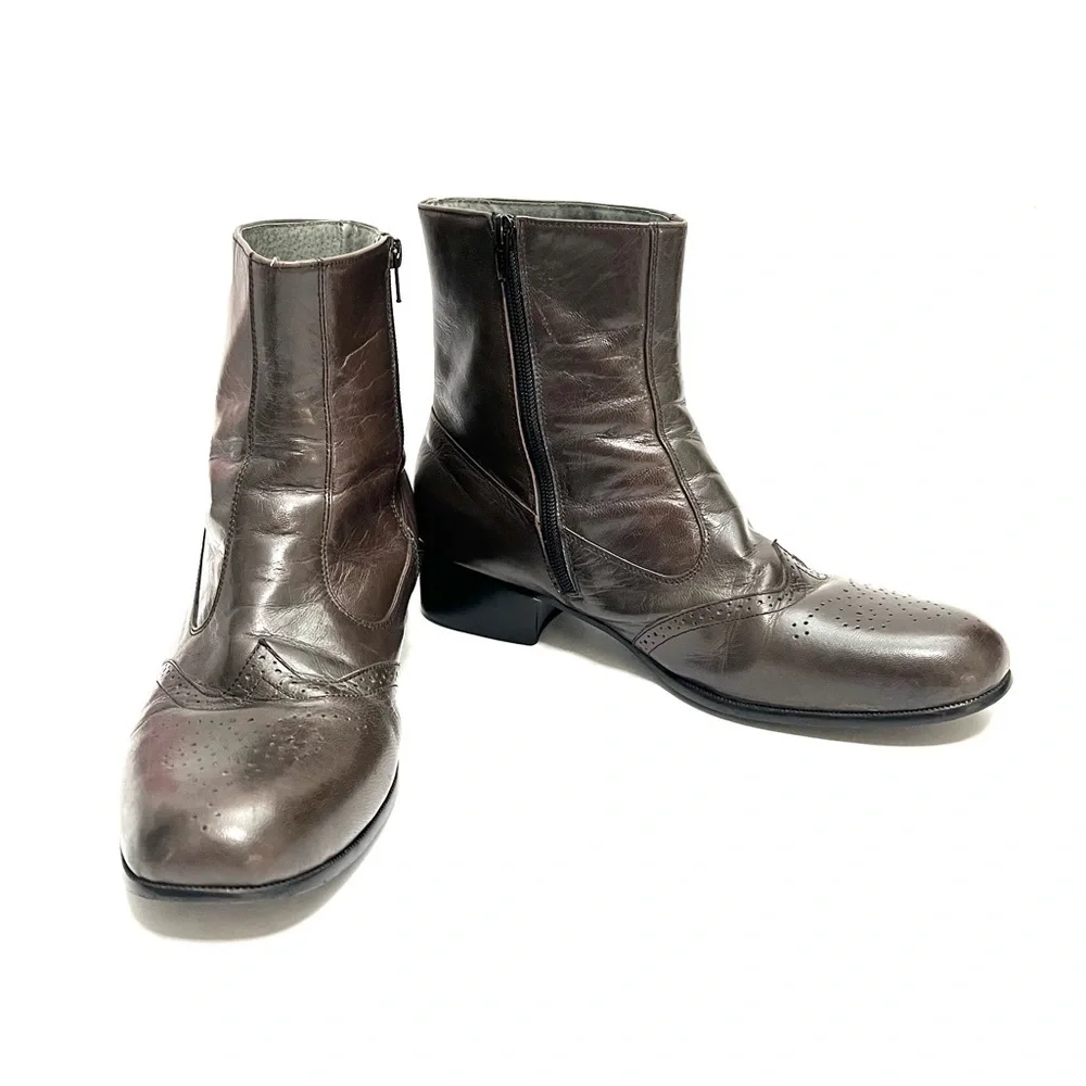 Vintage 1980s men's dark khaki brown leather wingtip brogue ankle boots